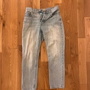 Everlane 90s Cheeky Straight Jean - light wash